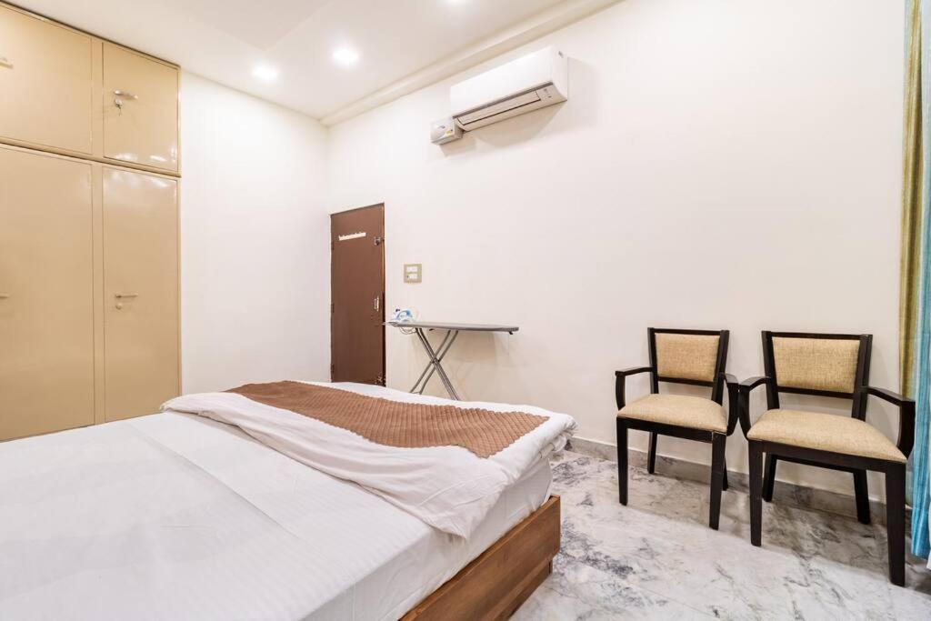 Stylish & Cozy Retreat With Jacuzzi * Jaipur
